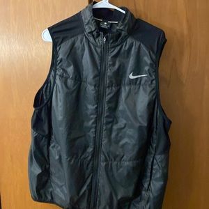 Nike men running vest size xl